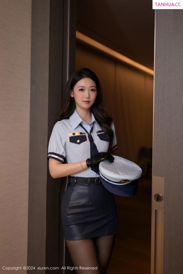 唐安琪  [XiuRen]高清写真图 2024.10.28 No.9356 唐安琪 黑丝美腿第8张图片
